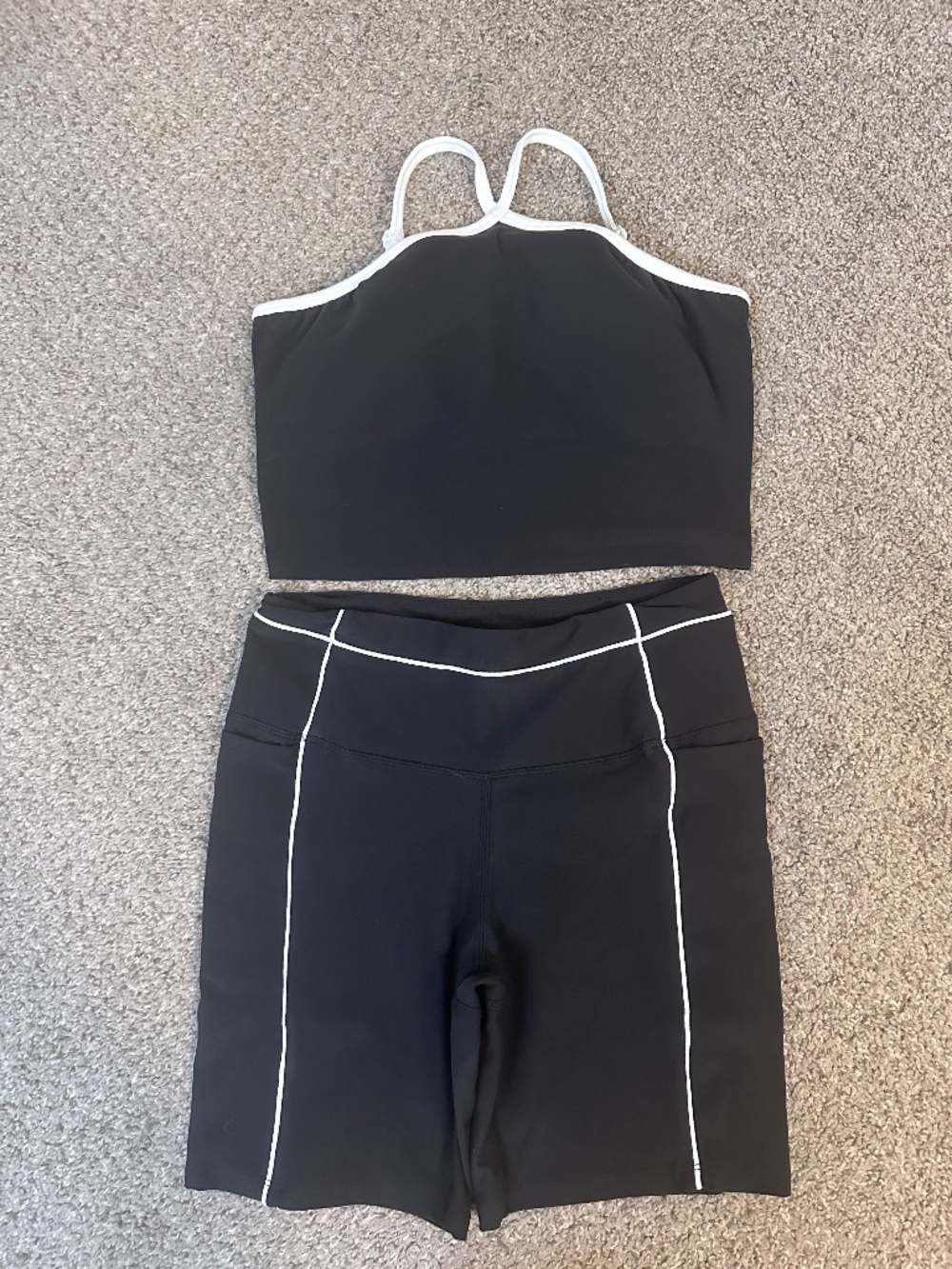 Womens Athletic Works Black Size Small (4-6) Crop Tank and Bike Shorts Set